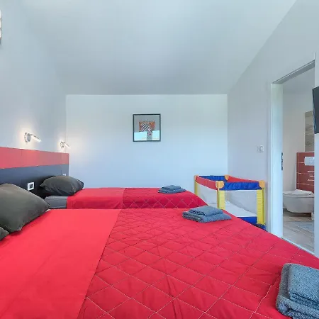 Lm Villa